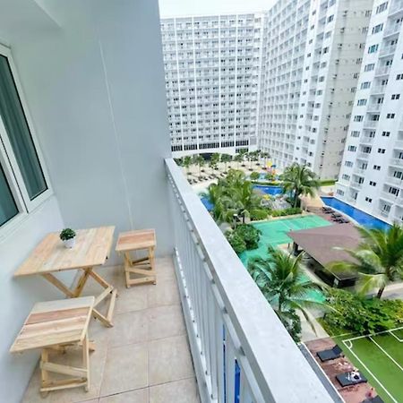 Shore Residences Tower D Manila Exteriör bild